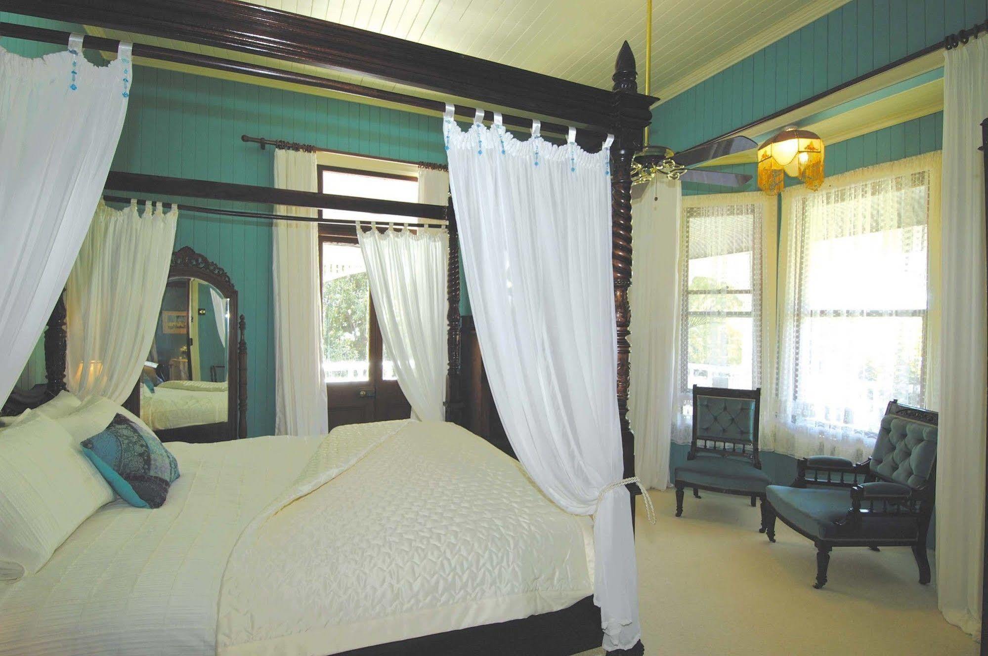 Wiss House Bed & Breakfast Kalbar Eksteriør billede